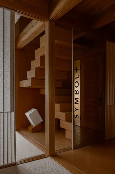 طراحی داخلی دفتر Symbolplus توکیو، ژاپن